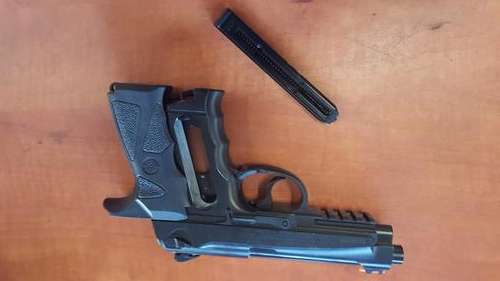 crossman c31 4.5mm bb pistol