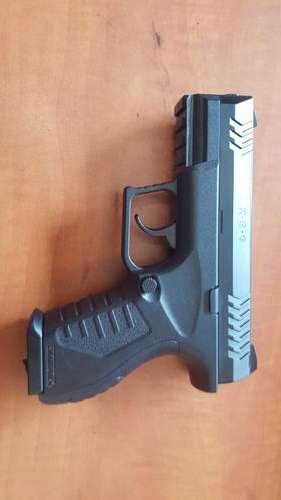 Umarex XBG 4.5mm Co2 Semi Auto Steel BB Pistol (display model) only one