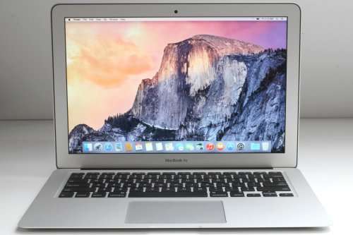 Powerful MacBook Air "Core i5" 13inch - 8GB - 128GB - 3 Months warranty - Excellent Condition