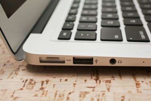 MacBook Air 2014 Model - Core i5 - 128GB - 13inch