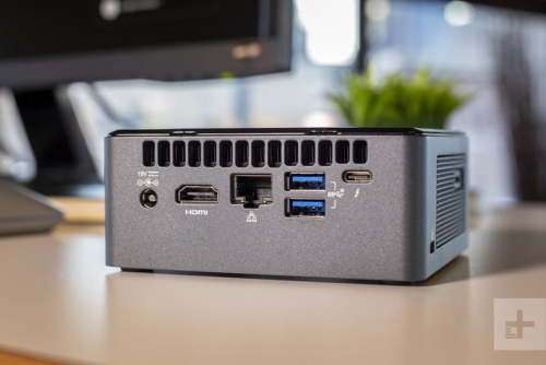 Powerful Intel NUC - Core i7 8th gen - 16GB DDR4 - 128GB SSD - MINT Condition