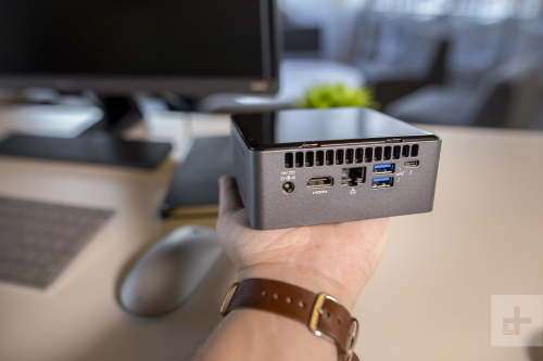 Powerful Intel NUC - Core i7 8th gen - 16GB DDR4 - 128GB SSD - MINT Condition