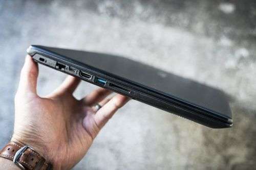 Powerful Acer Aspire - i7 7th gen - SSD + HDD - 12GB DDR4 - 15.6 HD Display