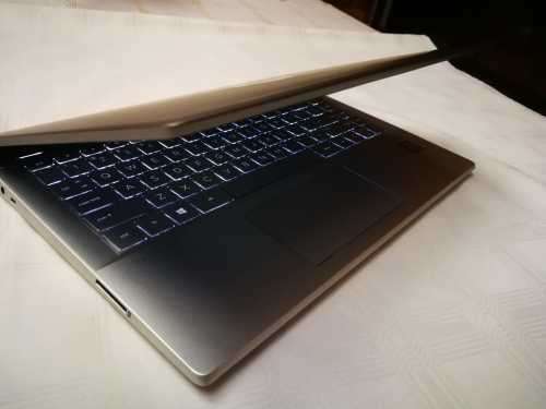 HP Pavilion - Intel 8th Gen - 8GB - 256GB SSD - 14" FHD - Backlit Keyboard