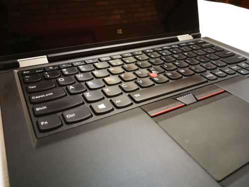 Lenovo Yoga 260 2 in 1 Laptop Tablet - Intel i7 - 8GB - SSD - 12.5"