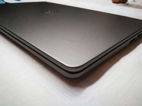 Dell Vostro Laptop - Intel i7 - 4GB nVidia Graphics - 15.6 FHD - 256GB + 1TB - 8GB