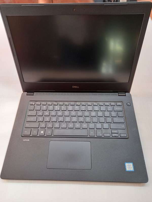 Dell Latitude Laptop - Intel i5 7th gen - 256GB SSD M.2 - 8GB - 14" FHD