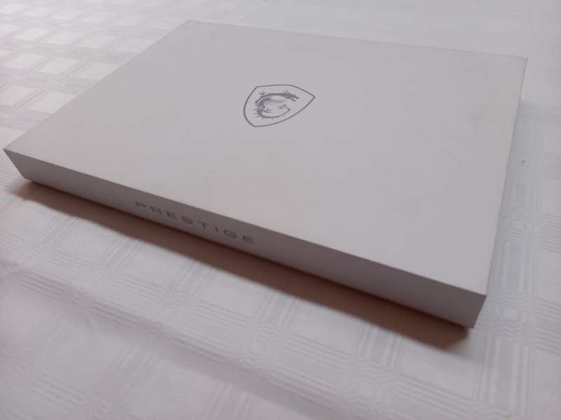 Powerful MSI Prestige Laptop with orginal Box - Intel i7 - 16GB DDR4 - 14" FHD