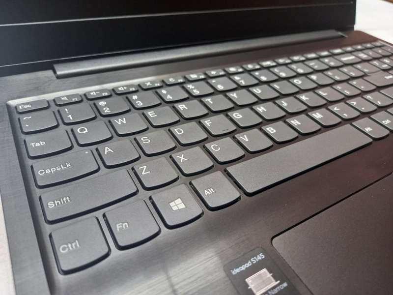 Lenovo ideapad - Intel i7 10th Gen - 12GB - 256GB SSD + 1TB HDD - 15.6" HD Display