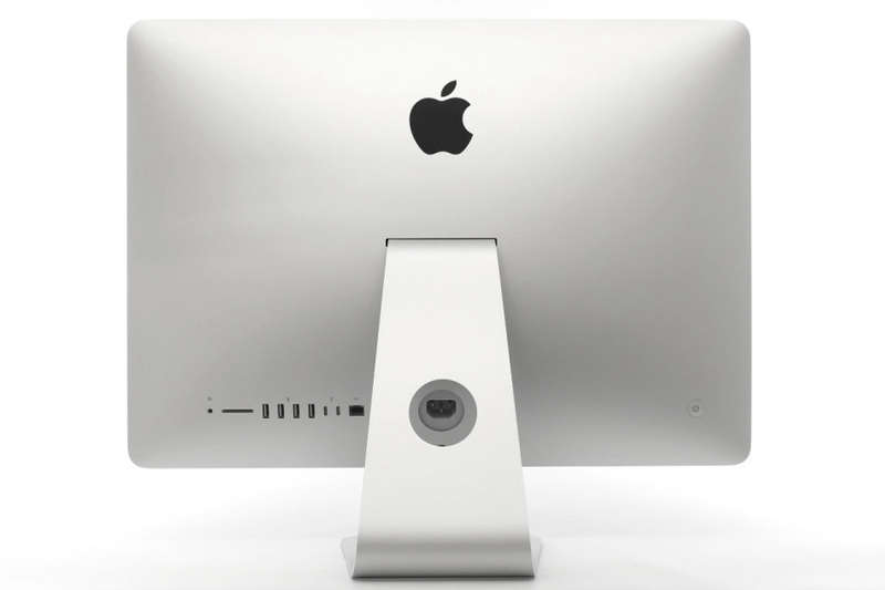 Apple iMac 21.5" with 1TB SSD (Solid State Drive)
