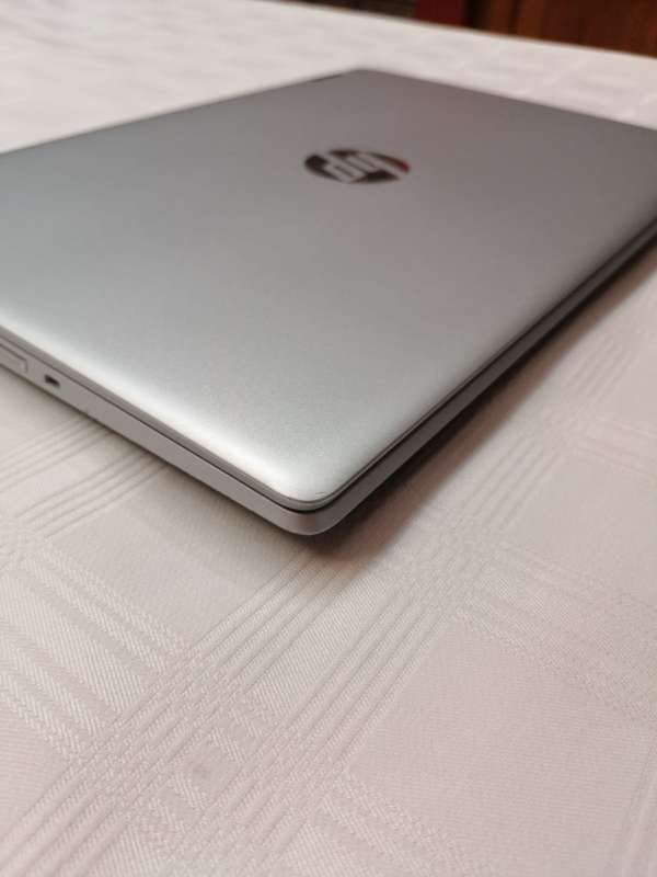 HP Pavilion x360 2 in 1 - Touch Screen - Intel 8th gen - 16GB DDR4 - 256GB SSD M.2
