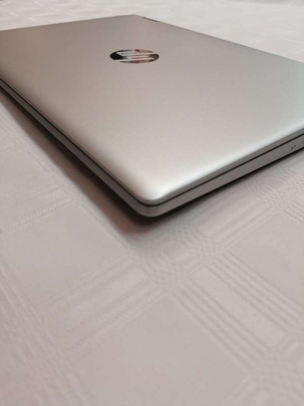 HP Pavilion x360 2 in 1 - Touch Screen - Intel 8th gen - 16GB DDR4 - 256GB SSD M.2