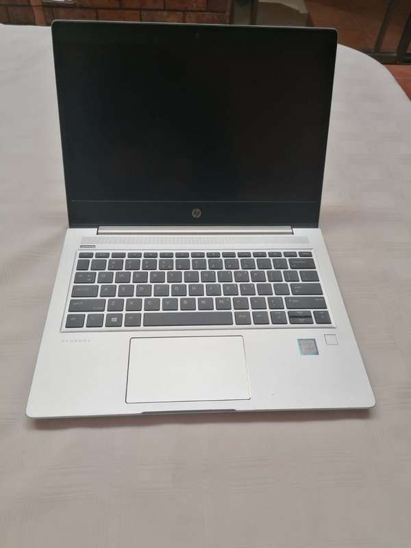 HP ProBook - 13.3" FHD IPS - Intel 8th gen - 16GB DDR4 - 256GB PCIe NVMe M.2 - Win 10 Pro