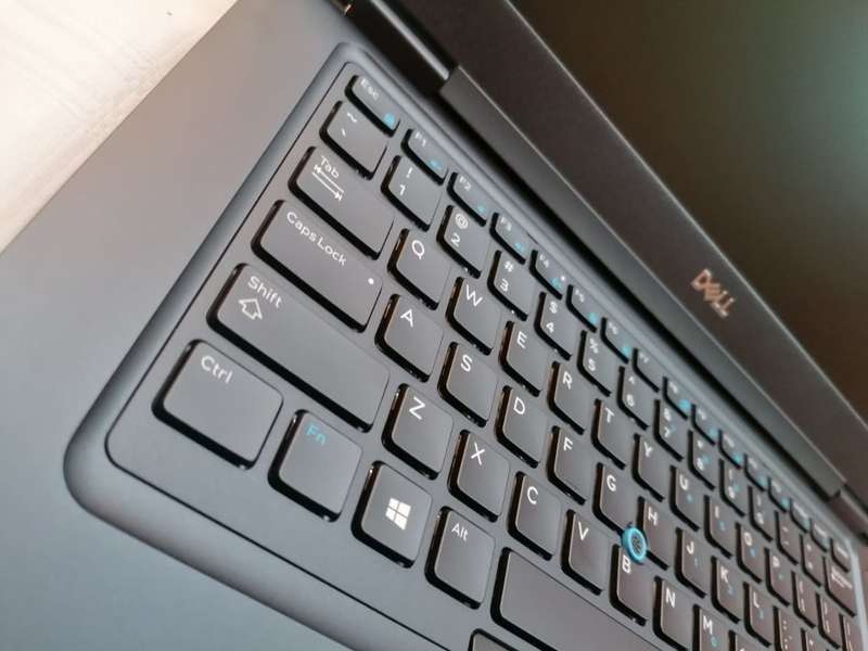 Dell Latitude 5491 - Intel 8th gen - 256GB SSD - 16GB - 14" HD Display