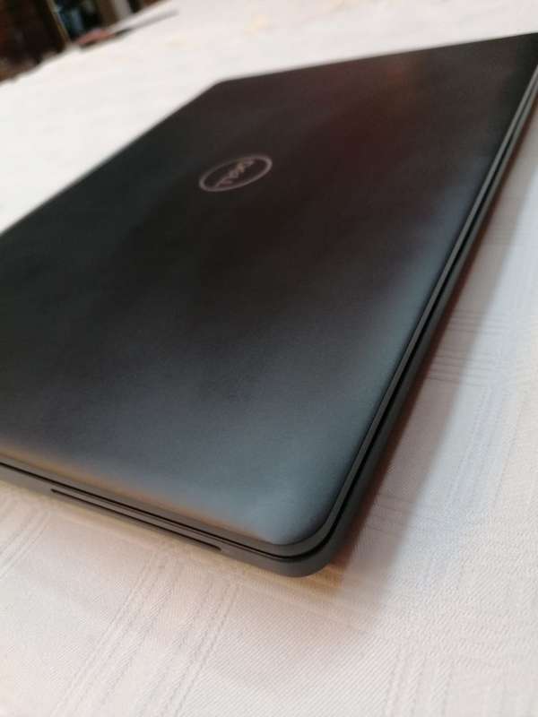 Dell Latitude 5491 - Intel 8th gen - 256GB SSD - 16GB - 14" HD Display