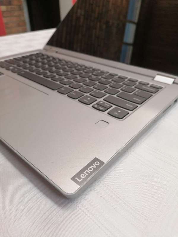 Lenovo Laptop 2 in 1 Laptop - Intel i5 10th gen - 512GB SSD - 14" FHD Touch Screen