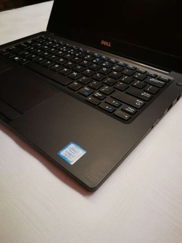 Dell Latitude 7280 - Intel i7 7th Gen - 16GB Memory - 256GB SSD - 12.5" FHD Display