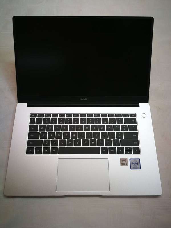 Huawei MateBook D15 - Intel 10th gen - 8GB - 256GB SSD - 15.6 inch FHD - Certified Pre-Owned Laptop