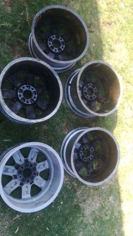 Bmw E46 17 inch mag wheels