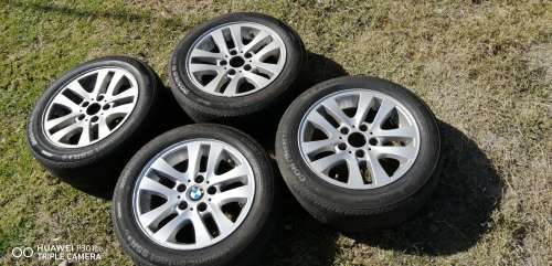 Bmw E90 16inch wheels