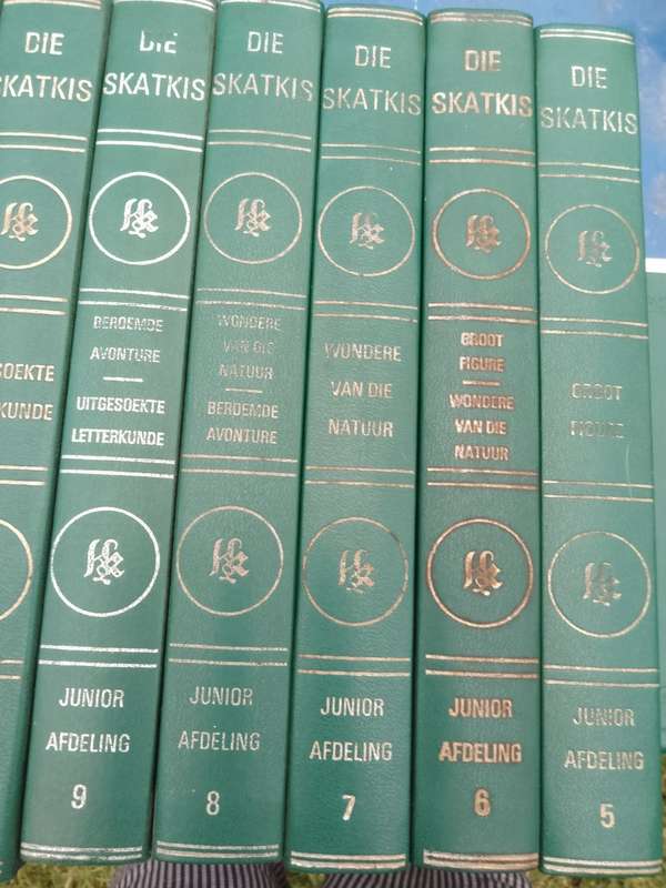 Die Skatkis. Vol 1-12 . Junior Afdeling.