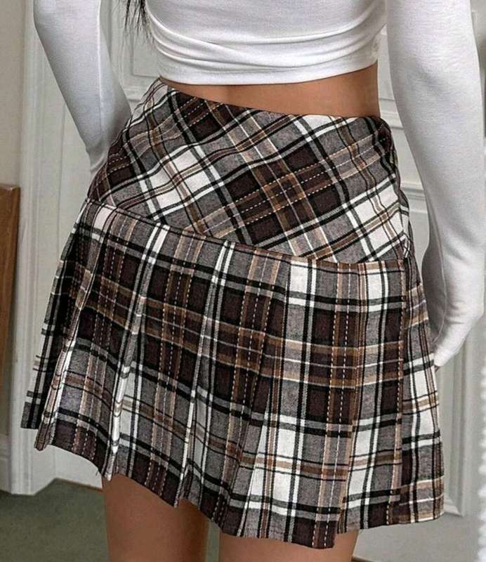 Vintage Plaid Pleated Skirt XL but Medium Fit