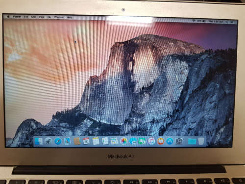 Apple MacBook Air "Core i5" - 11" - 256gb SSD - 4gb RAM