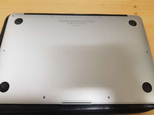 Apple MacBook Air "Core i5" - 11" - 256gb SSD - 4gb RAM