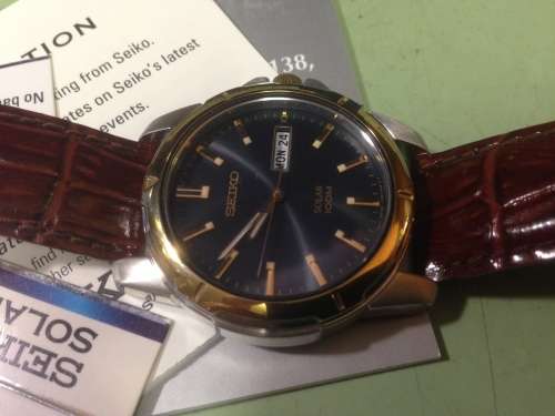 SEIKO SOLAR SNE102