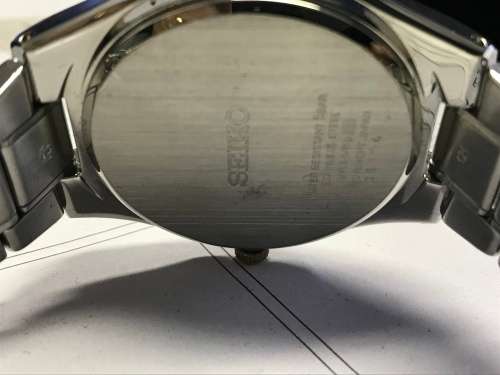 Seiko solar two tone V157-OAKO
