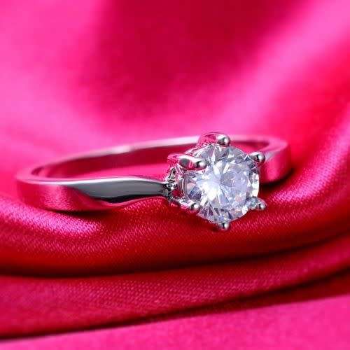 Jewelery White Sapphire 18K White Gold Filled Ring  Size 7 US