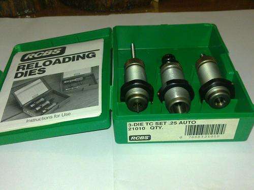 RCBS reloading dies .25 auto
