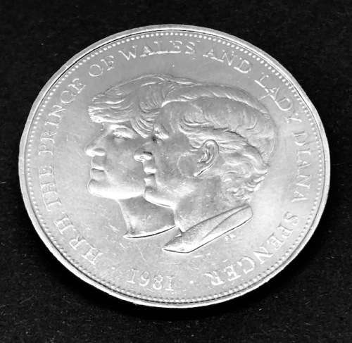 1981 HRH The Prince of Wales and Lady Diana Spencer Commemorative Large Coin