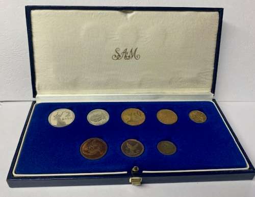 1990 Proof Set - Includes  Small R 1 P. W. Botha - in SA Mint Box.