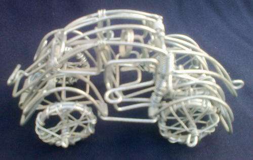 WIRE VW BEETLE - such a cool ornament!