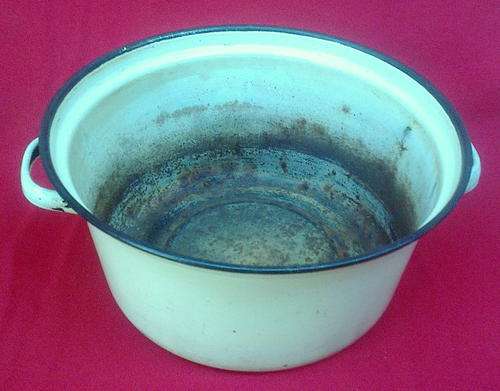 VINTAGE ENAMEL POT (#30) - ideal to be used as utility container/planter.
