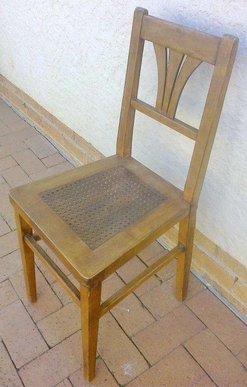 Antique JACOB & JOSEPH KOHN "Mundus" CHAIR (c.1919) with perforated seat. (See guarantee).