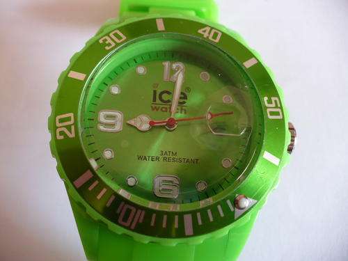 ICE WATCH (GREEN) WITH ALL RETAIL PACKAGING CARRY BAG, BOX, INS, +++ FREE GIFT TO THE SAME VALUE++++