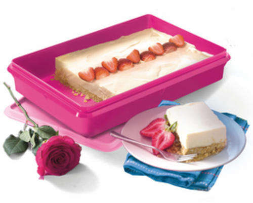 Tupperware slice n store