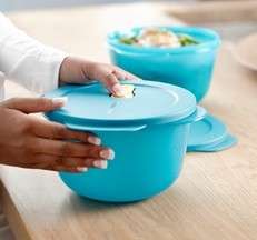 Tupperware Crystalwave Round(2L x 1) MICROWAVEABLE!!