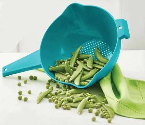 Tupperware  large strainer ALSO AVAILABLE IN MAROON