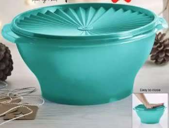 Tupperware Super Sonstraler Set 4.5L ALSO AVAILABLE IN PURPLE
