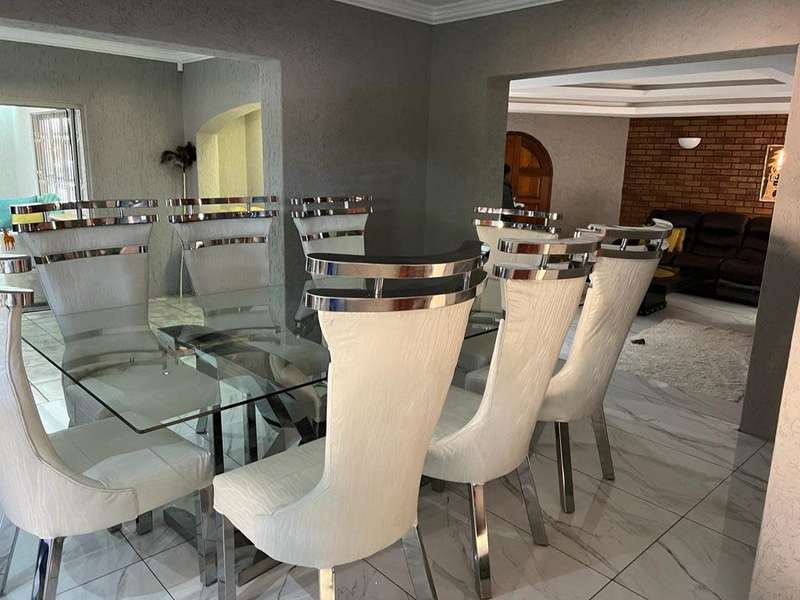 Dining Room Suite