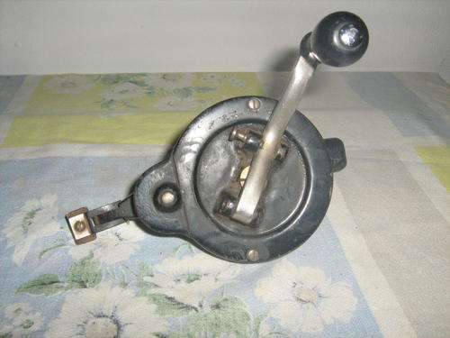 Vintage Simanco 94027 Machine Hand Crank  See pictures