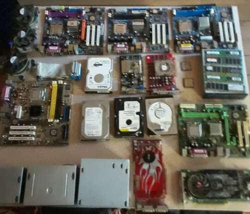 COMPUTER PARTS SELLING AS BUNDLE
