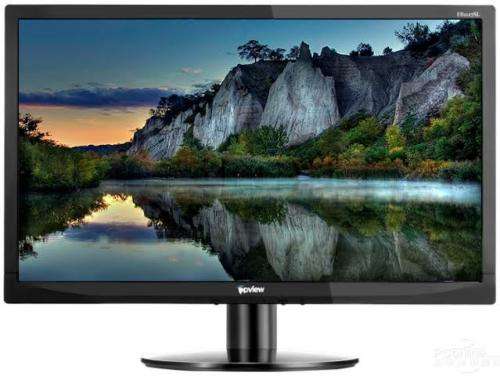 CORE 2 QUAD PC WITH MONITOR