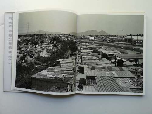 IMAGES OF TABLE MOUNTAIN. Hardcover  2006 by David Lurie