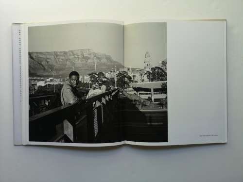 IMAGES OF TABLE MOUNTAIN. Hardcover  2006 by David Lurie