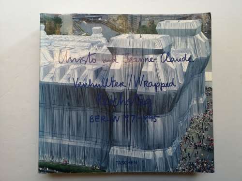 Wrapped Reichstag, Berlin, 1971-95 (Jumbo S.) Paperback  Jeanne-Claude and Christo (Author)