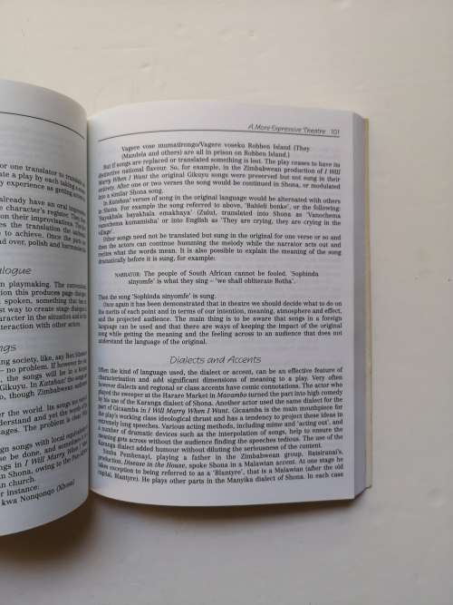 Making people's theatre Paperback  by Robert Kavanagh (Author)